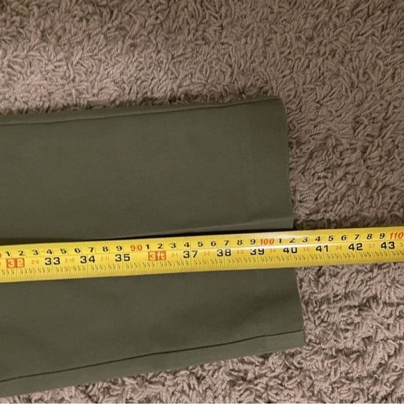 Charles Tyrwhitt Non-Iron Slim Fit Pants - Picture 9 of 10